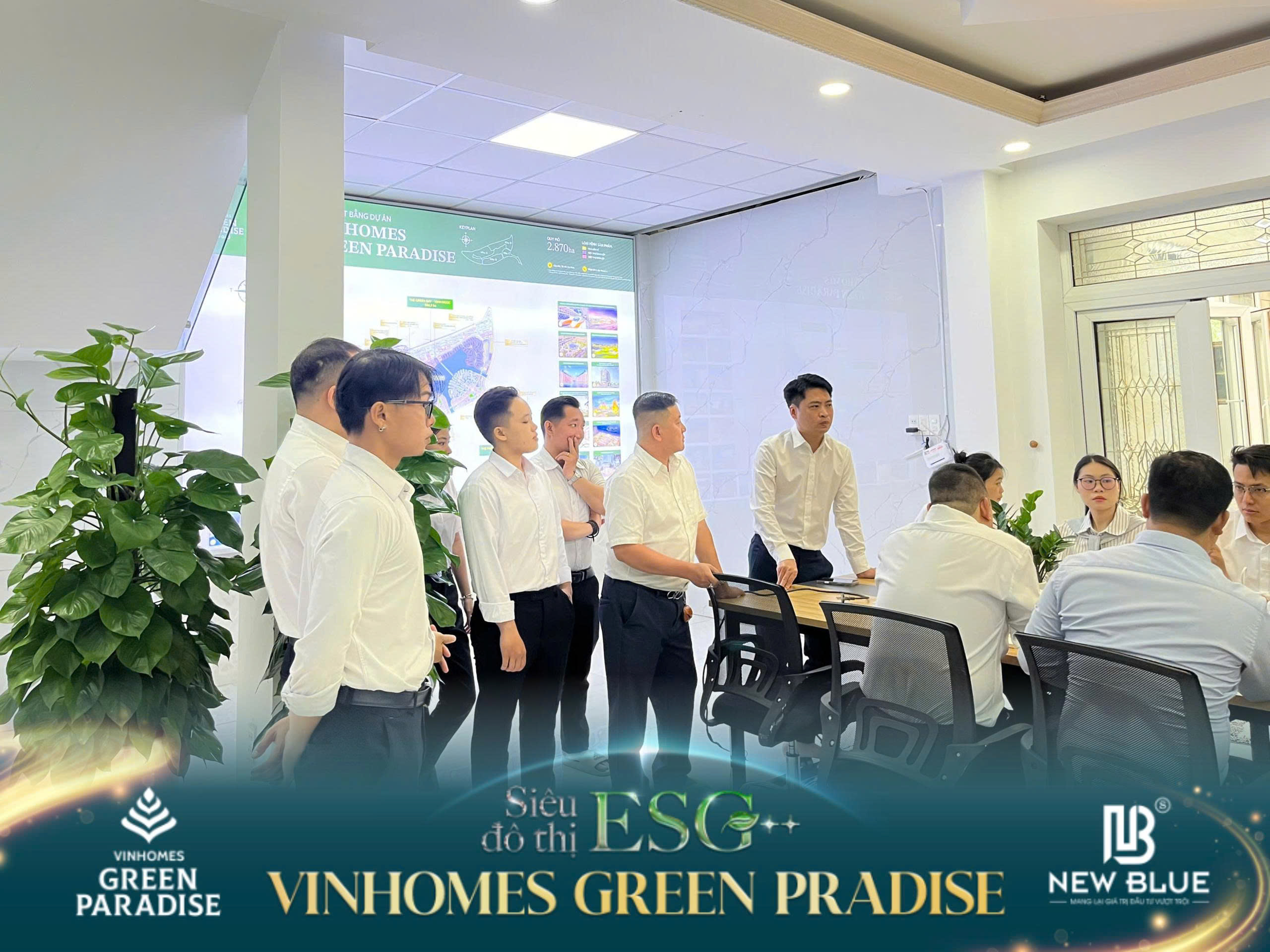 Phó Tổng Giams Ddốc Phạm Hoài Nam giới thiệu các nhân sự mới